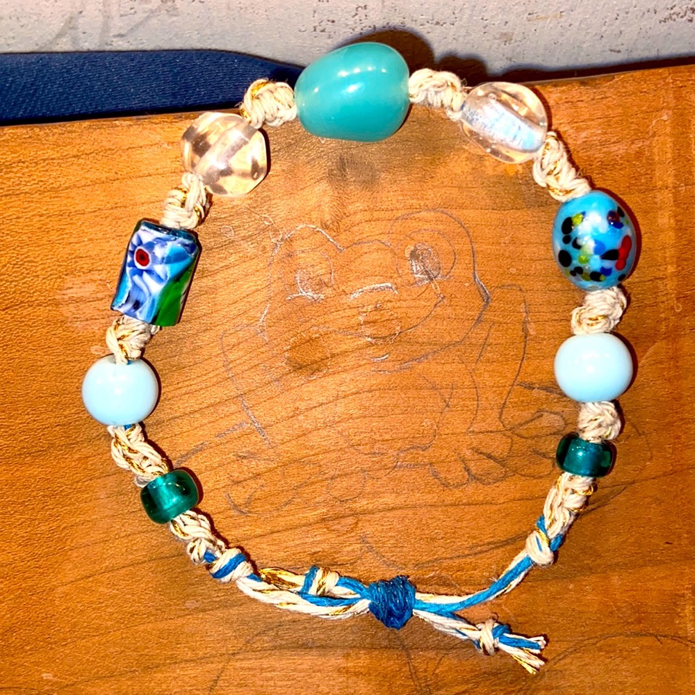 Bracelet is made with hemp has glass beads